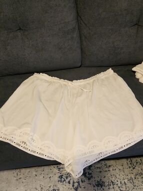 Aerie White Sheer Elastic Waist Shorts with Lace Trim (LINGERIE)